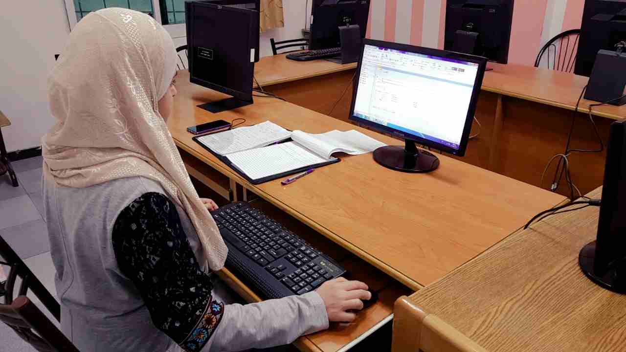 دبلومات من كليه كامبردج
لا تنسَ أنك شاهدت هذا الإعلان في عنكبوت
التحق معنا باقوى البرامج التدريبي...