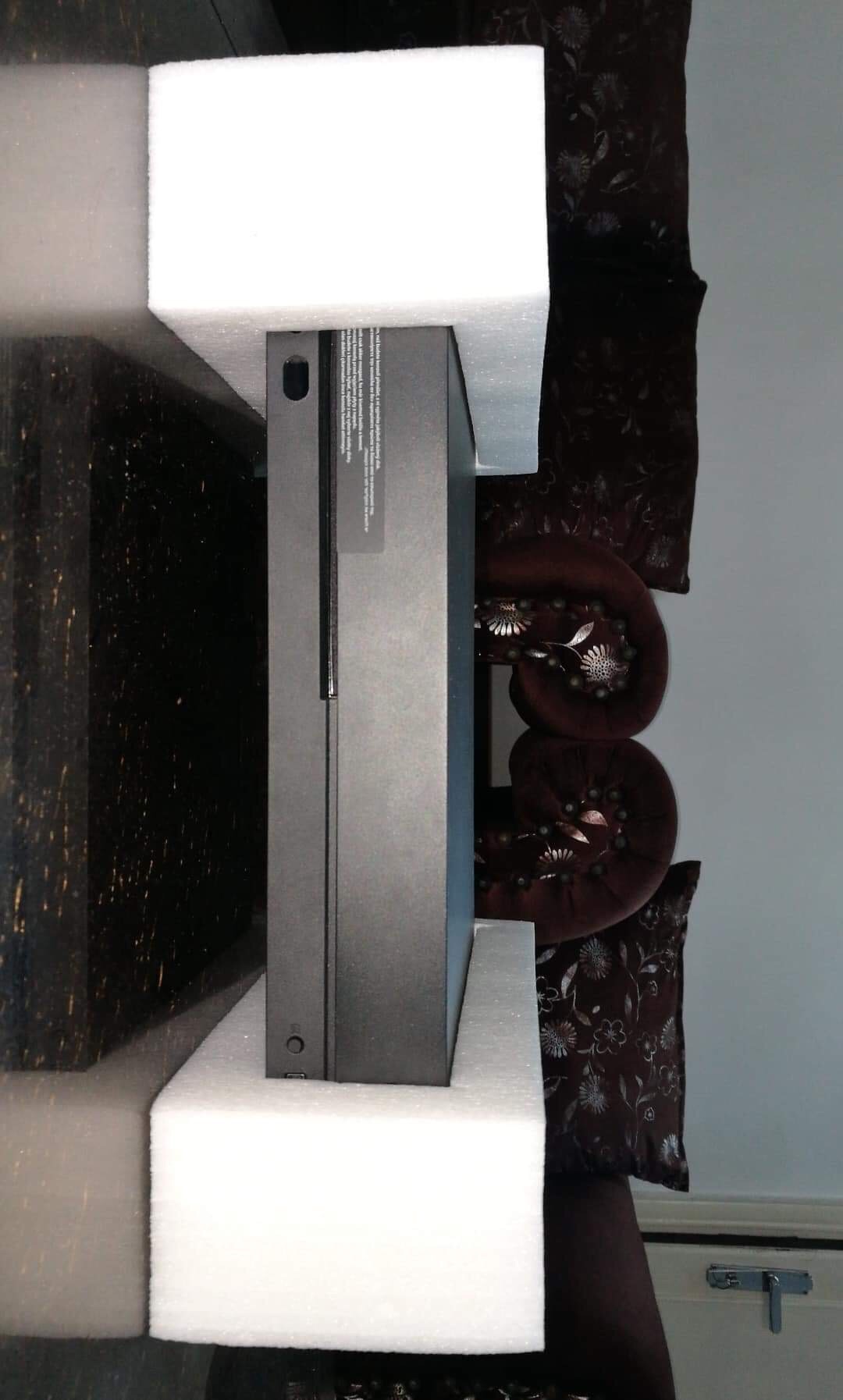 Xbox one x
لا تنسَ أنك شاهدت هذا الإعلان في عنكبوت
الجهاز وكاله
ما في اشي
استخدام جدا خفيف...