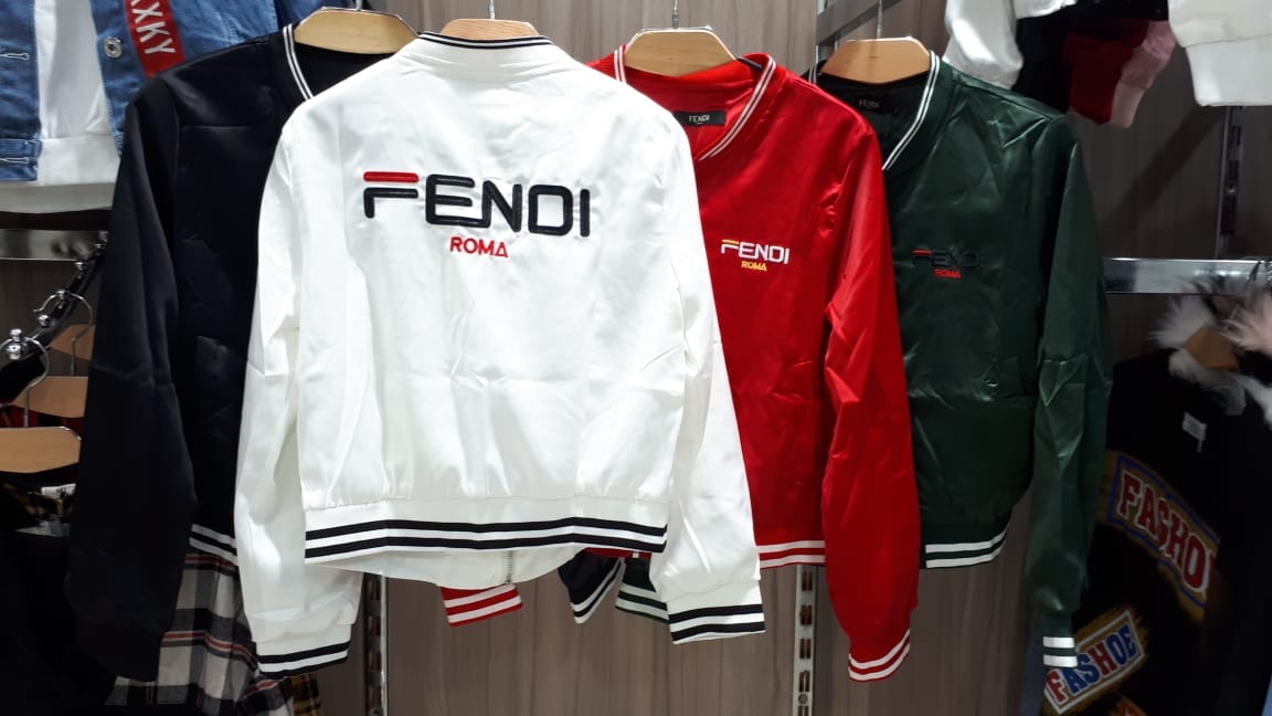 مدينه نصر القاهره                                            


	 				لا تنسَ أنك شاهدت هذا الإعلان في عنكبوت            
	 				
                                Jacket fendi بألوانه...
