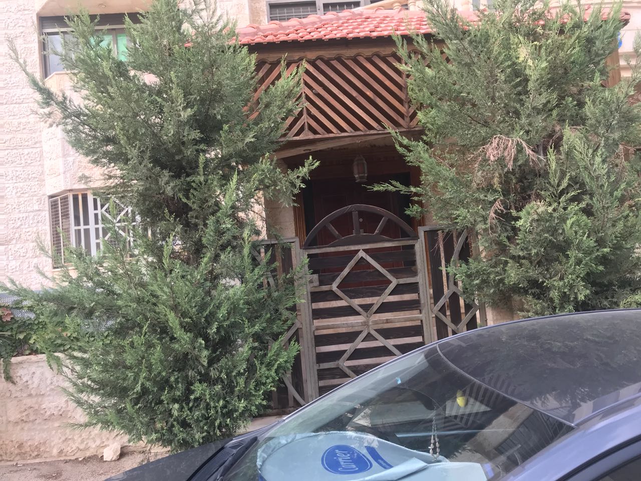 شقه في الجاردنز طابق ارضي 178
لا تنسَ أنك شاهدت هذا الإعلان في عنكبوت
منزل في الجاردنز بلقرب...