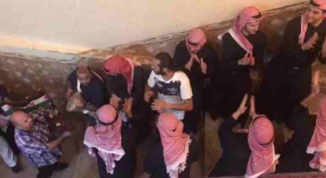 فرقة زفات ومطرب شعبي ودبكات
لا تنسَ أنك شاهدت هذا الإعلان في عنكبوت
اجمل فرقة زفاف - اردنية - وفل...