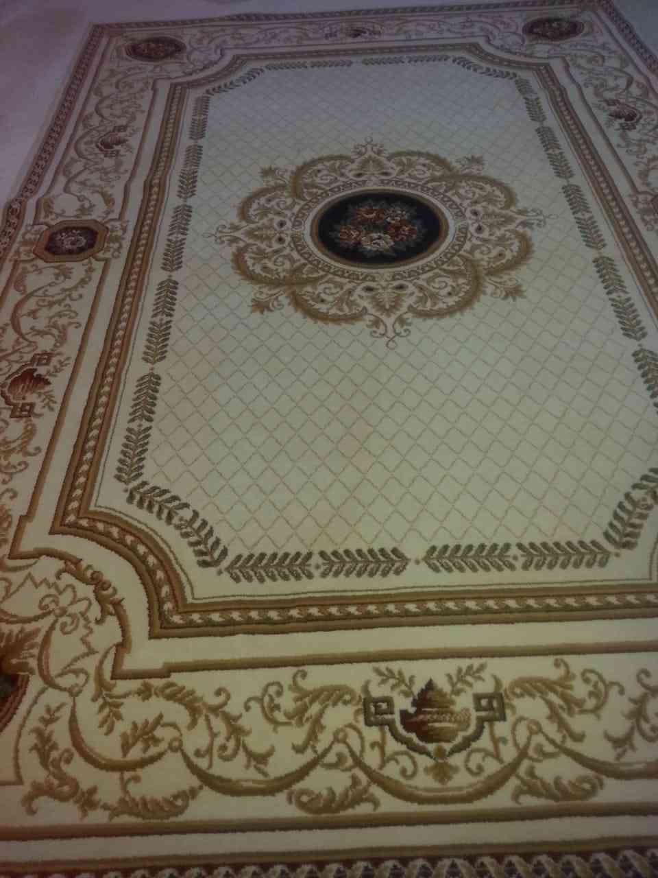 لون بيج
لا تنسَ أنك شاهدت هذا الإعلان في عنكبوت
سجادة لون بيج بحالة ممتازة جدا استعمال بسيييي...