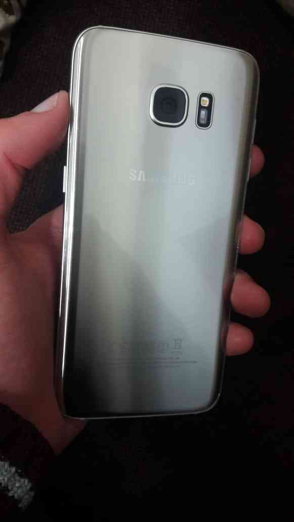 s7 edge بحالة ممتازة                                            


	 				لا تنسَ أنك شاهدت هذا الإعلان في عنكبوت            
	 				
                                الجهاز مع كامل اغراضه عدا السماع...