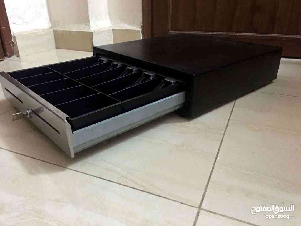 باركود سكانر   كاش دراور                                            


	 				لا تنسَ أنك شاهدت هذا الإعلان في عنكبوت            
	 				
                                قاريء باركود سكانر مستعمل شغ...