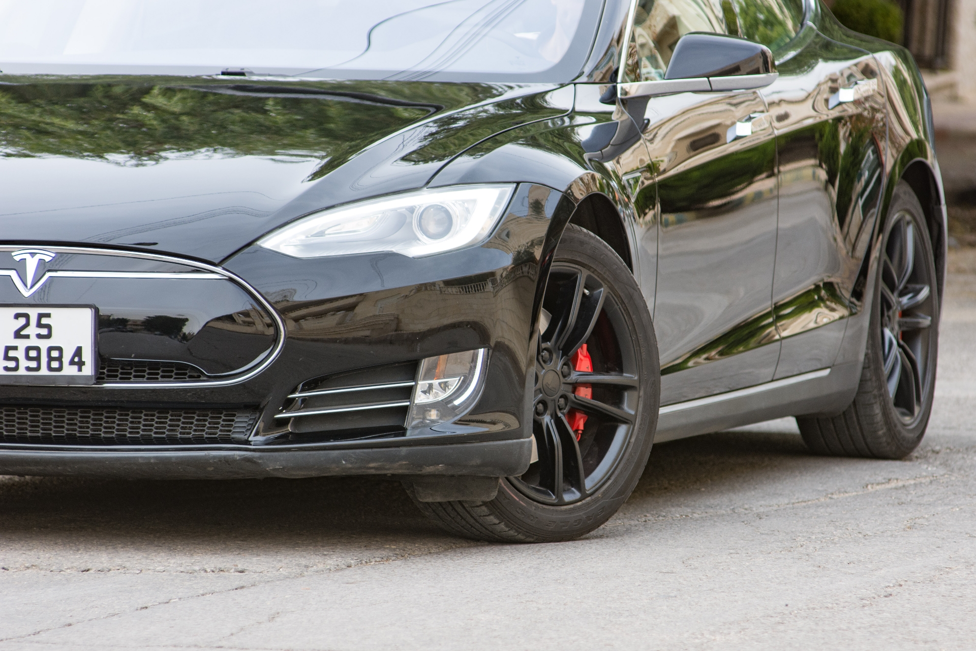 Tesla 85 تسلا 85 فحص كامل
لا تنسَ أنك شاهدت هذا الإعلان في عنكبوت
Tesla model s 85
Full Panor...