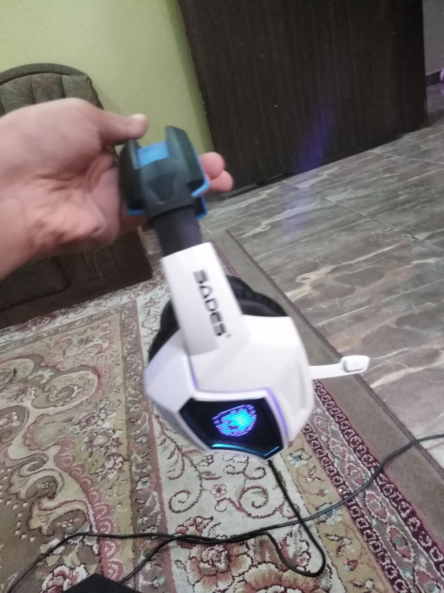 سماعات للبيع نضيفه شاريها 210
لا تنسَ أنك شاهدت هذا الإعلان في عنكبوت
سماعات شاريها 210 والبي...