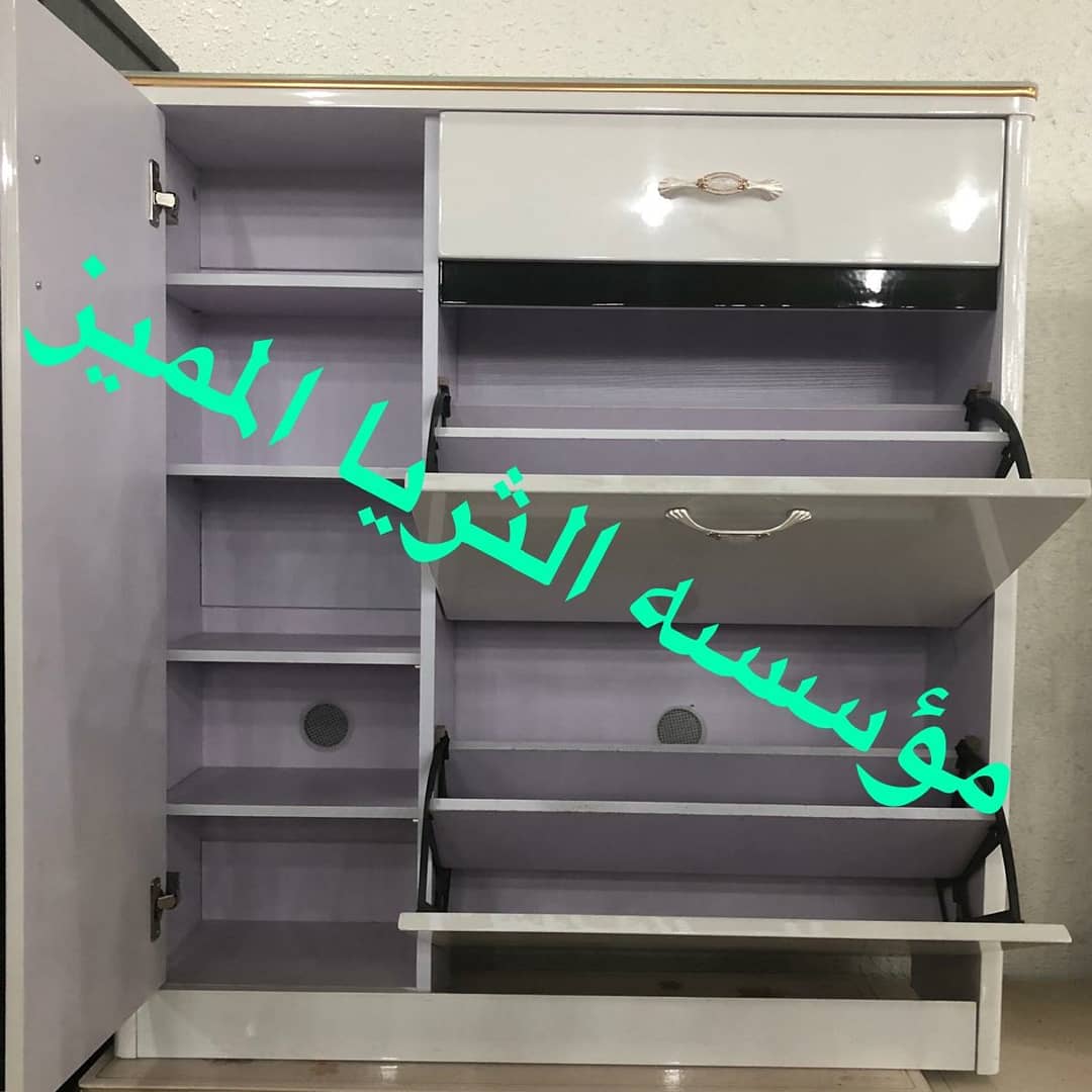 جزامه احذية خامة ممتازة من فوق زجاج وادراج جديدة بالكرتون
لا تنسَ أنك شاهدت هذا الإعلان في عنكبوت...