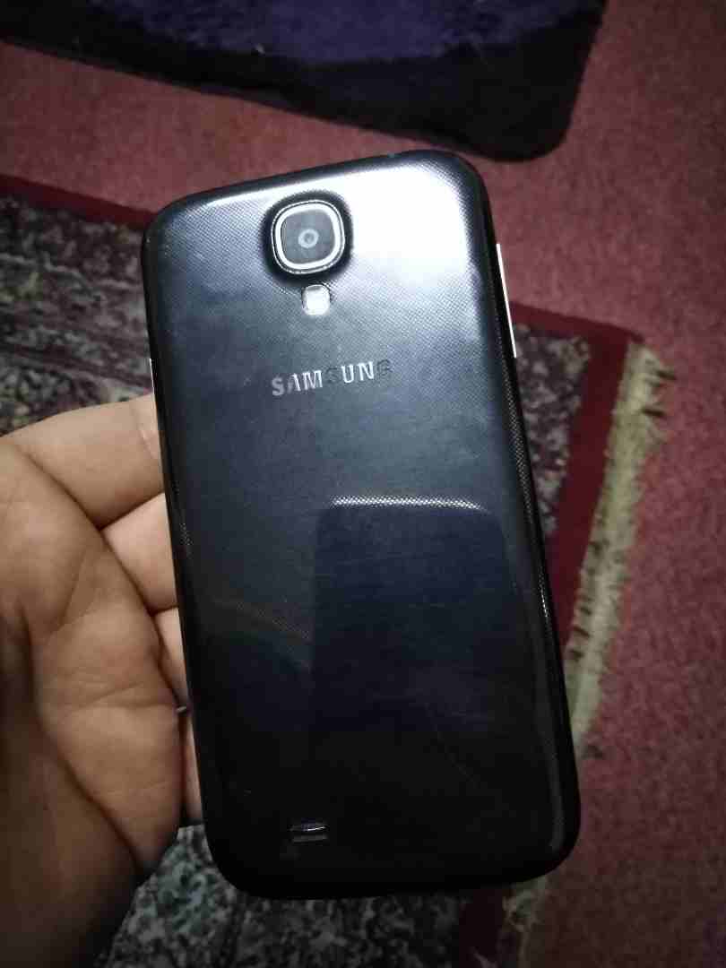 سامسونج جالاكسي Samsung Galaxy S4 فور جي
لا تنسَ أنك شاهدت هذا الإعلان في عنكبوت
سامسونج جالاكسي...
