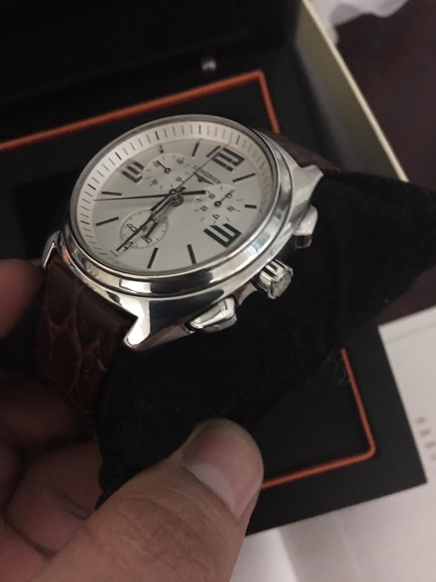 ساعة longines اصلية 100%                                            


	 				لا تنسَ أنك شاهدت هذا الإعلان في عنكبوت            
	 				
                                ساعة لونجين سويسرية 100% 
مو...