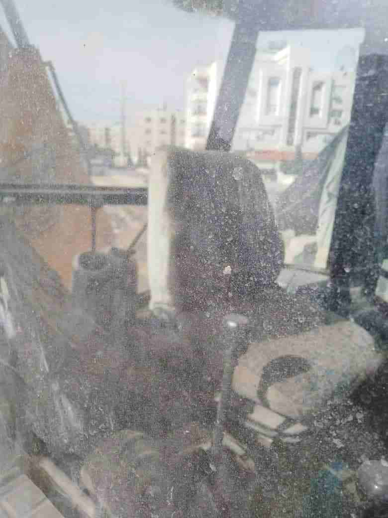 حفارة جي سي بي 2007 للبيع JCB
لا تنسَ أنك شاهدت هذا الإعلان في عنكبوت
حفارة جي سي بي 2007
ميكاني...
