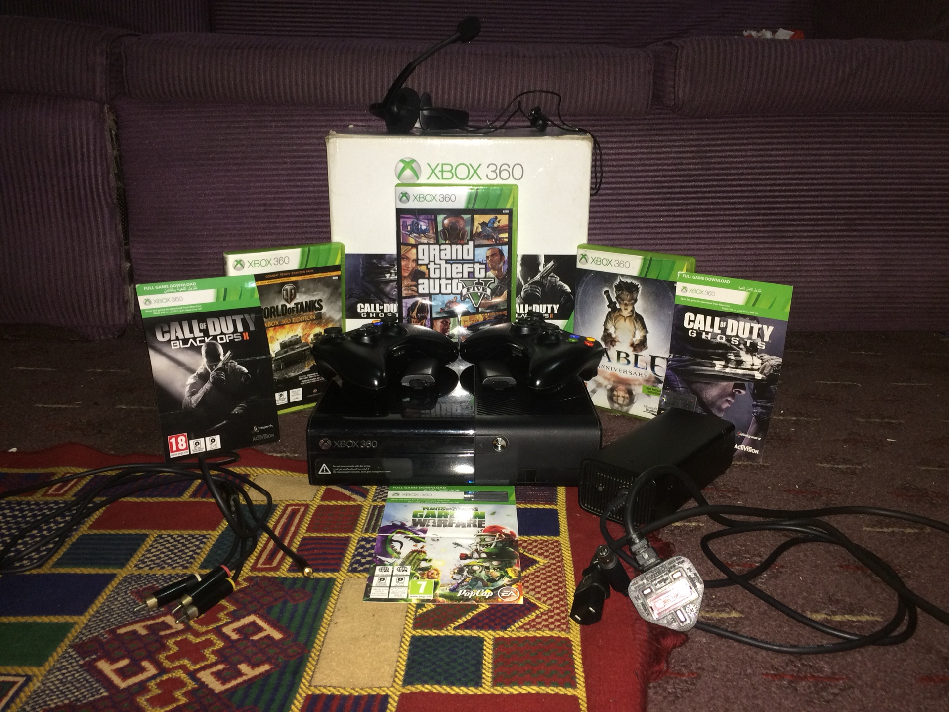 xbox 360                                            


	 				لا تنسَ أنك شاهدت هذا الإعلان في عنكبوت            
	 				
                                new condition
500 GB
2 controller
with games...
