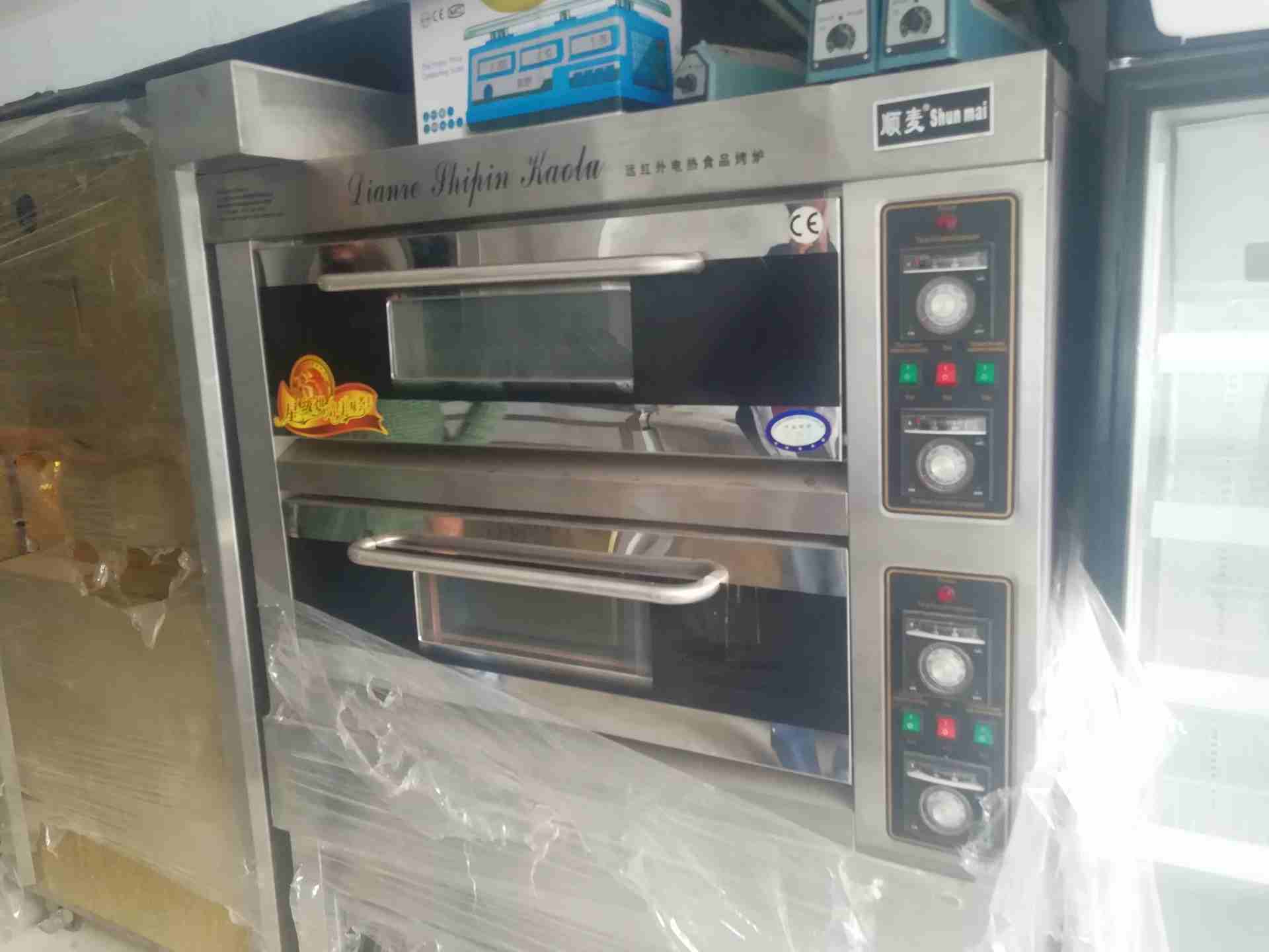 فرن كهربائي                                            


	 				لا تنسَ أنك شاهدت هذا الإعلان في عنكبوت            
	 				
                            فرن كهربائي 3 طبقات
الطبقه الاولى فرن تحديد ح...
