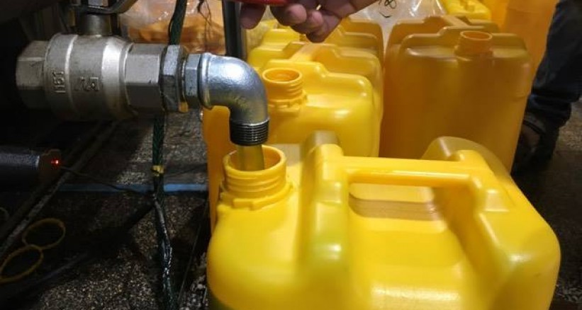 زيت زيتون بضمانة الطعم والمذاق
لا تنسَ أنك شاهدت هذا الإعلان في عنكبوت
زيت زيتون بلدي بضمانة...