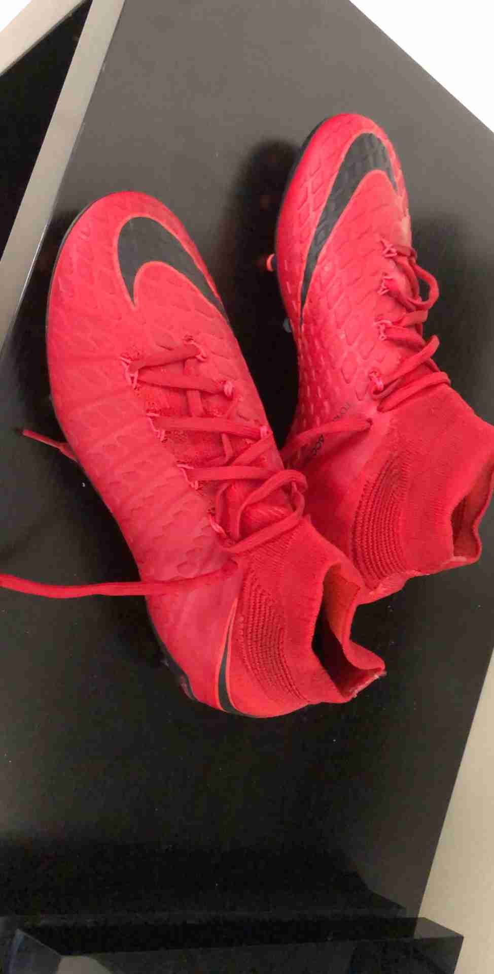 nike shoes barely used يادوب مستعمل
لا تنسَ أنك شاهدت هذا الإعلان في عنكبوت
يا دوب مستعمل، نم...
