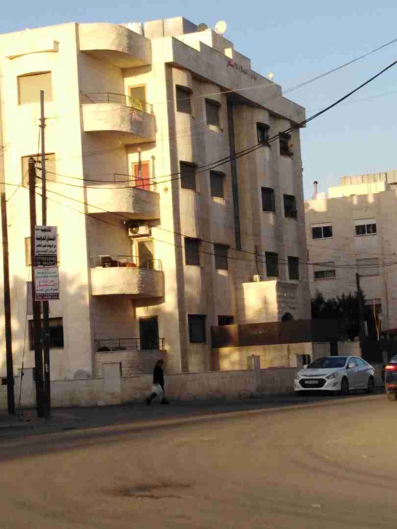 شقة للبيع
لا تنسَ أنك شاهدت هذا الإعلان في عنكبوت
شقة للبيع / طابق رابع مصعد متوفر
المساحة 1...