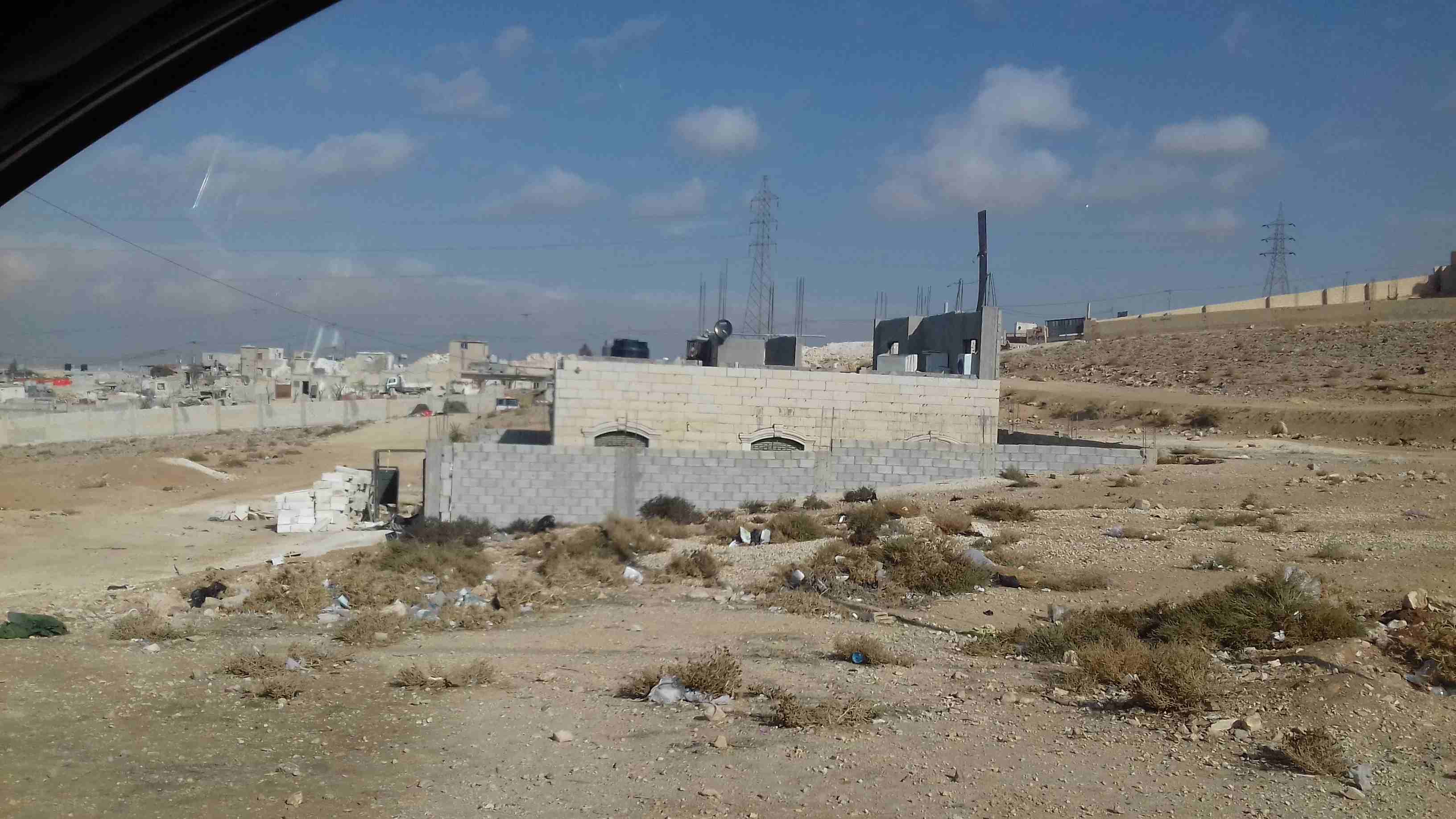 ارض 319 م وادي القطار شرق عمان
لا تنسَ أنك شاهدت هذا الإعلان في عنكبوت
319 م قرية وادي القطار
بع...