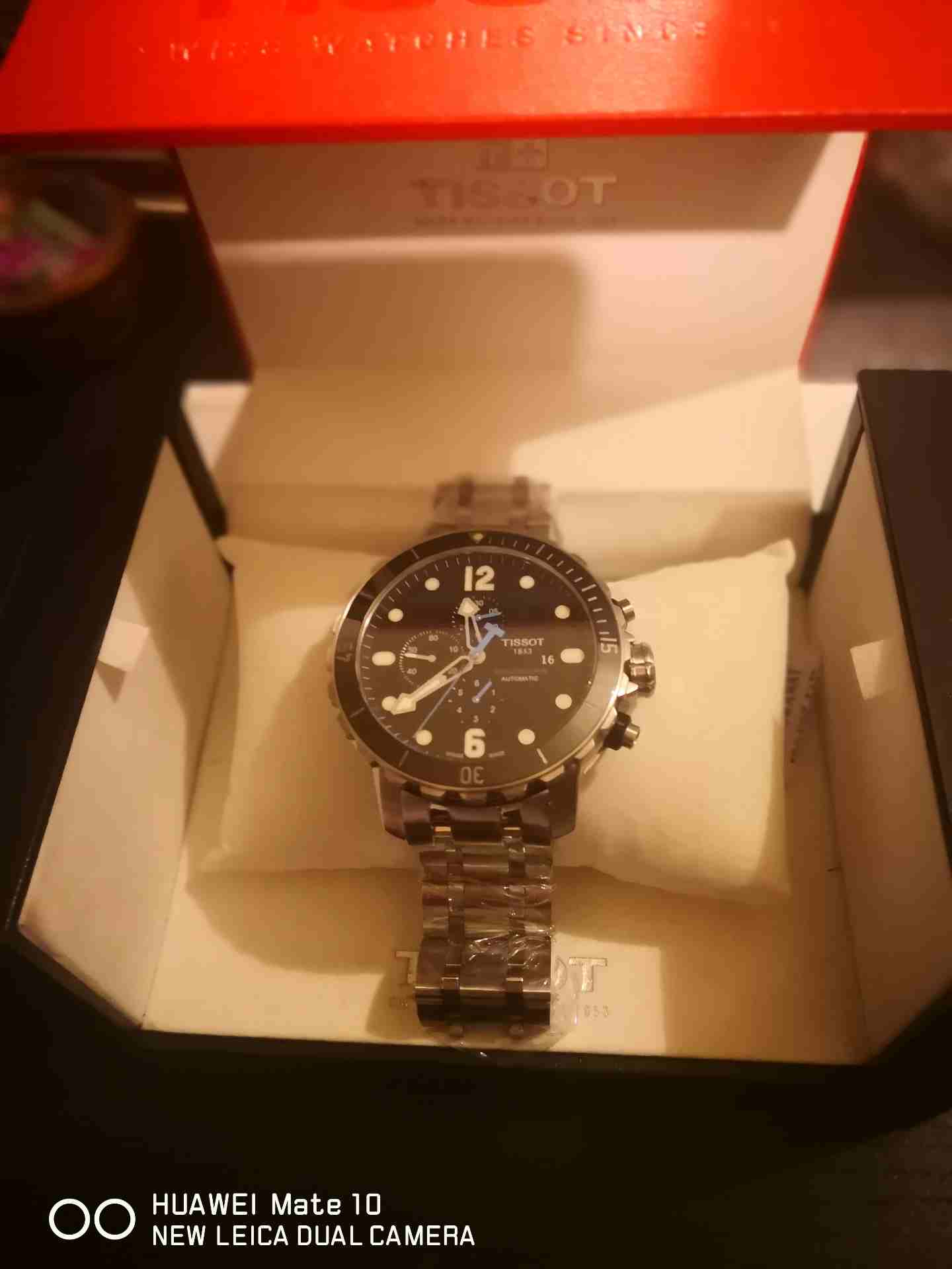 تيسو Tissot Seastar 1000 automatic Chronograph
لا تنسَ أنك شاهدت هذا الإعلان في عنكبوت
الساعه بجل...