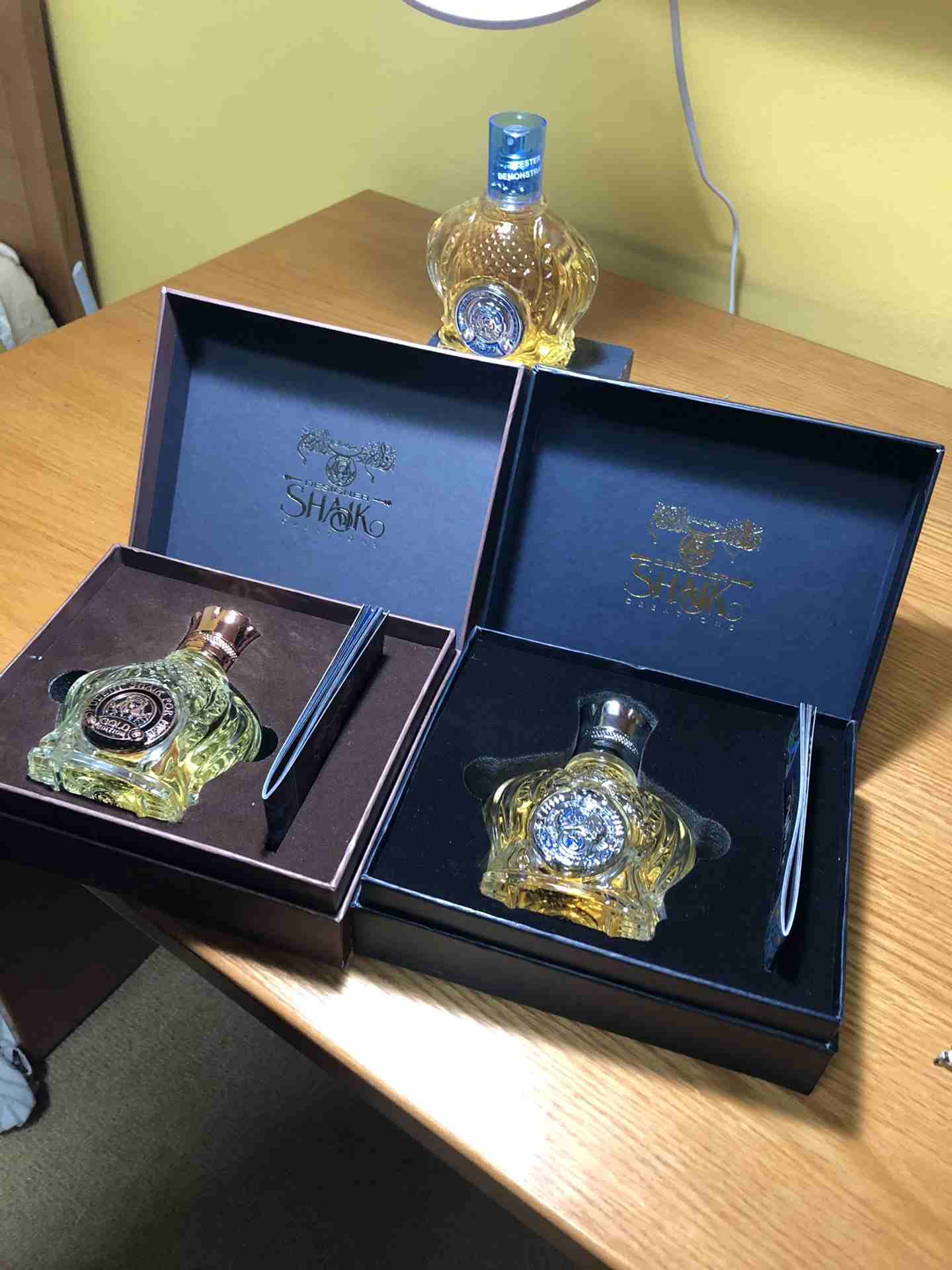 Shaik Parfumerie
لا تنسَ أنك شاهدت هذا الإعلان في عنكبوت
Three Shaik Parfumerie. Original, New, w...