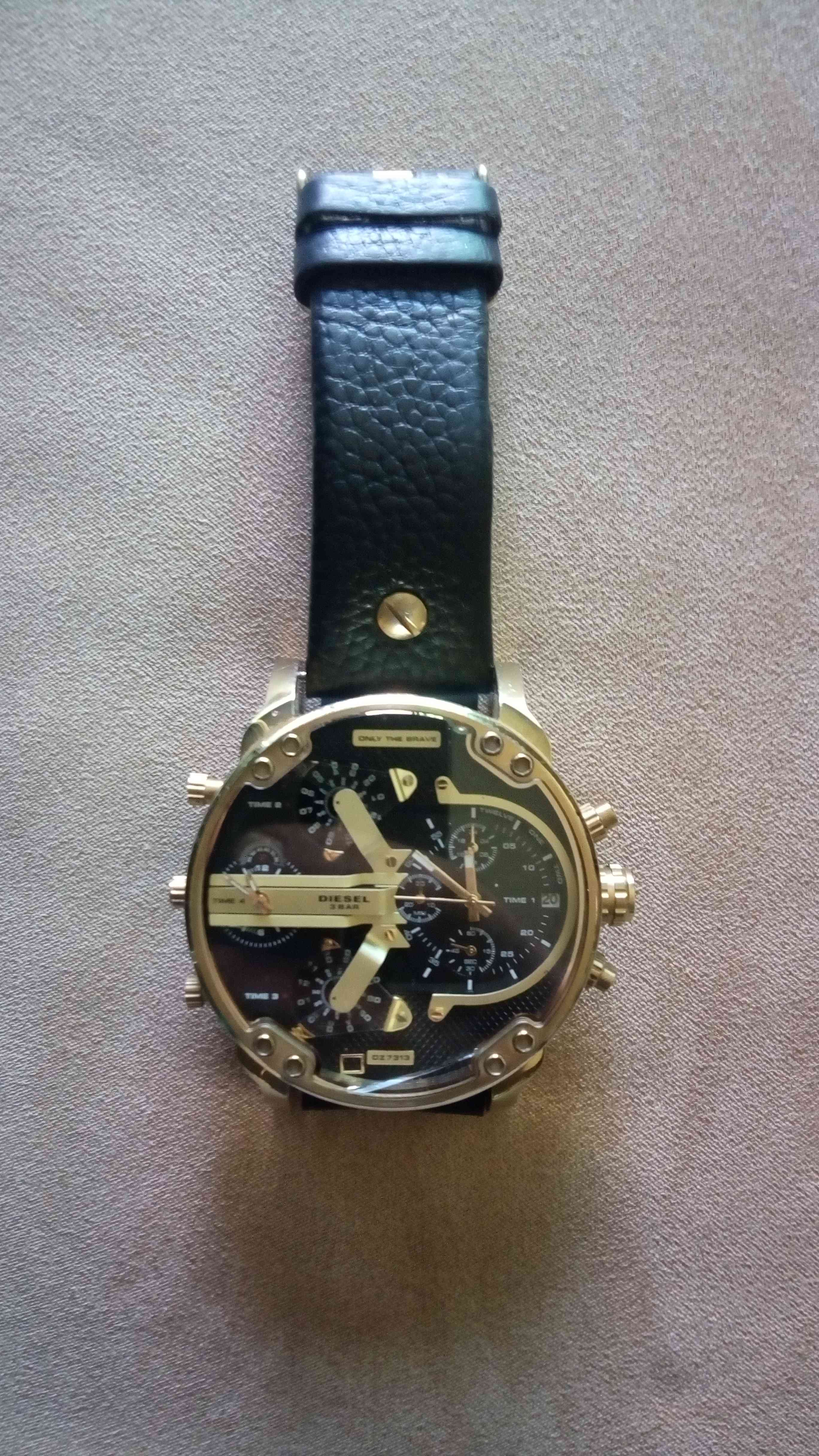 ساعة diesel DZ 7313 اصلي 100% بسعر مغري جدااااا
لا تنسَ أنك شاهدت هذا الإعلان في عنكبوت
ساعة...