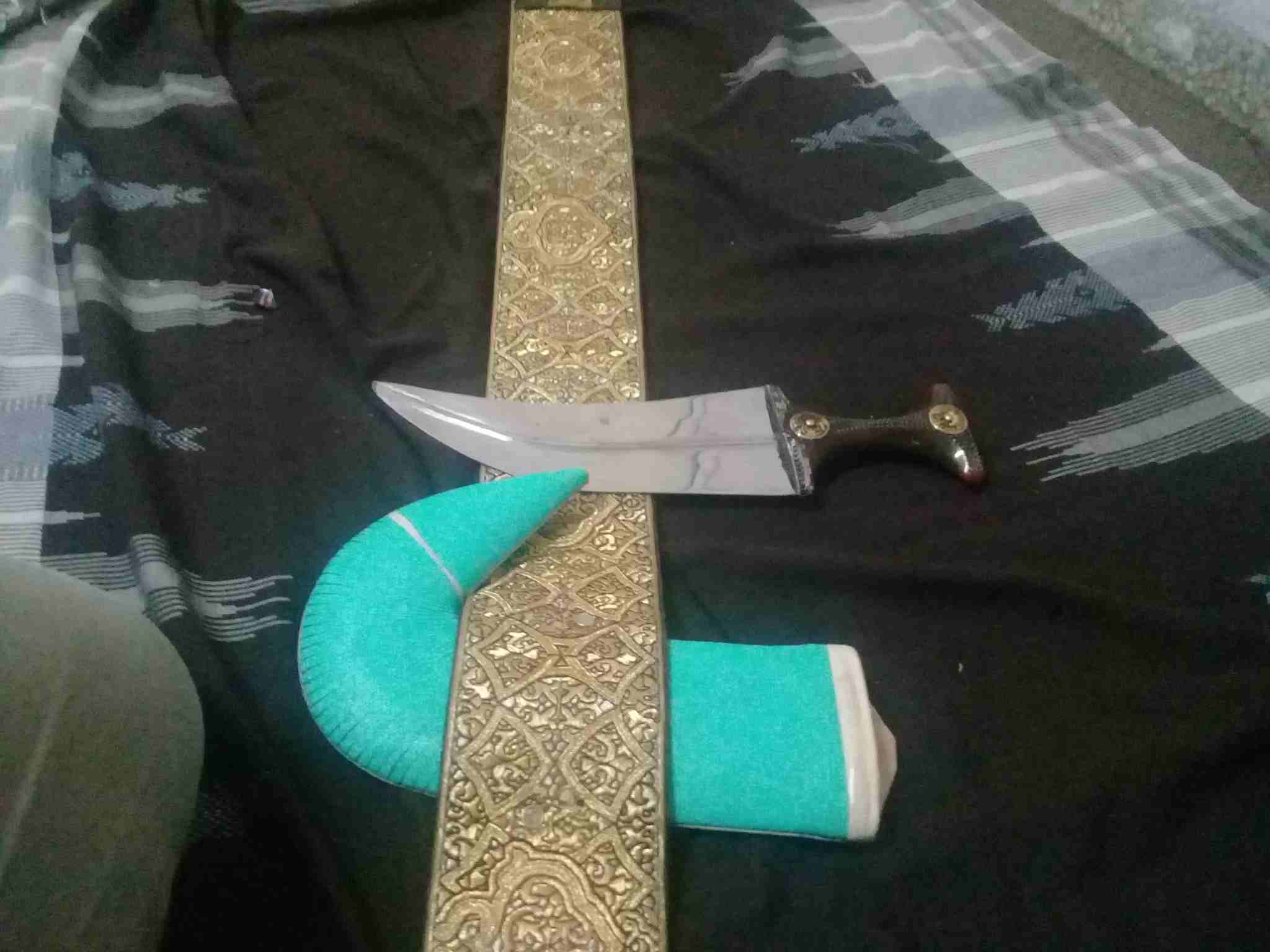 خنجر يمااااني اصيييل..
لا تنسَ أنك شاهدت هذا الإعلان في عنكبوت
خنجر يمني كاااامل في حالته ا...