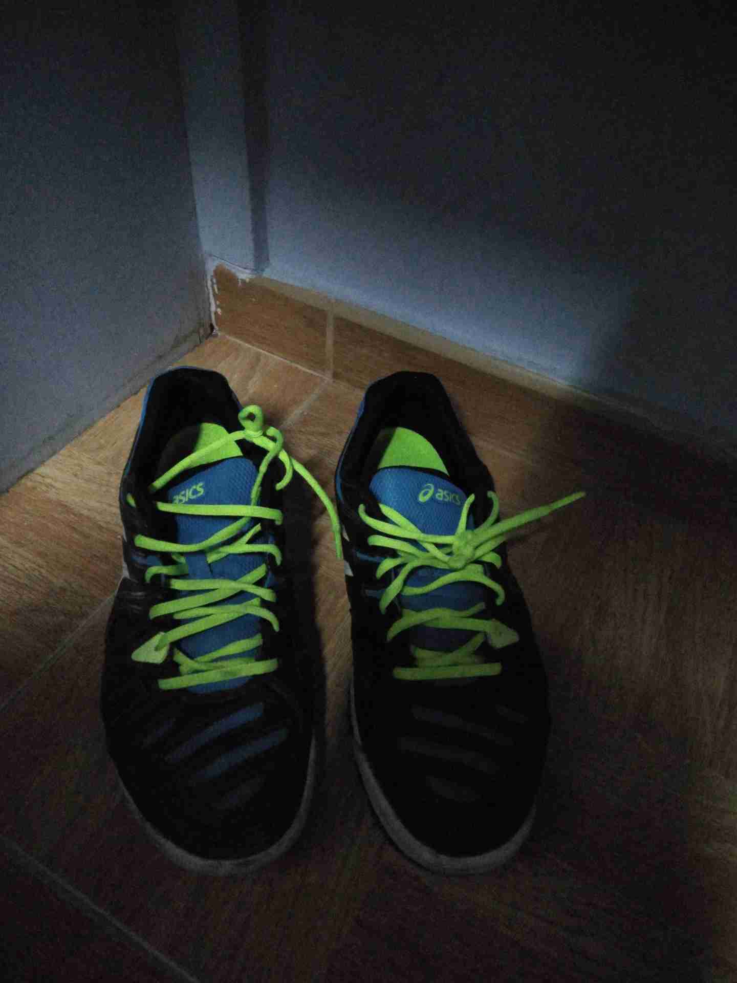 asics running shoes ( Gel-Game).                                            


	 				لا تنسَ أنك شاهدت هذا الإعلان في عنكبوت            
	 				
                                البوط مريح جدا ومناس...