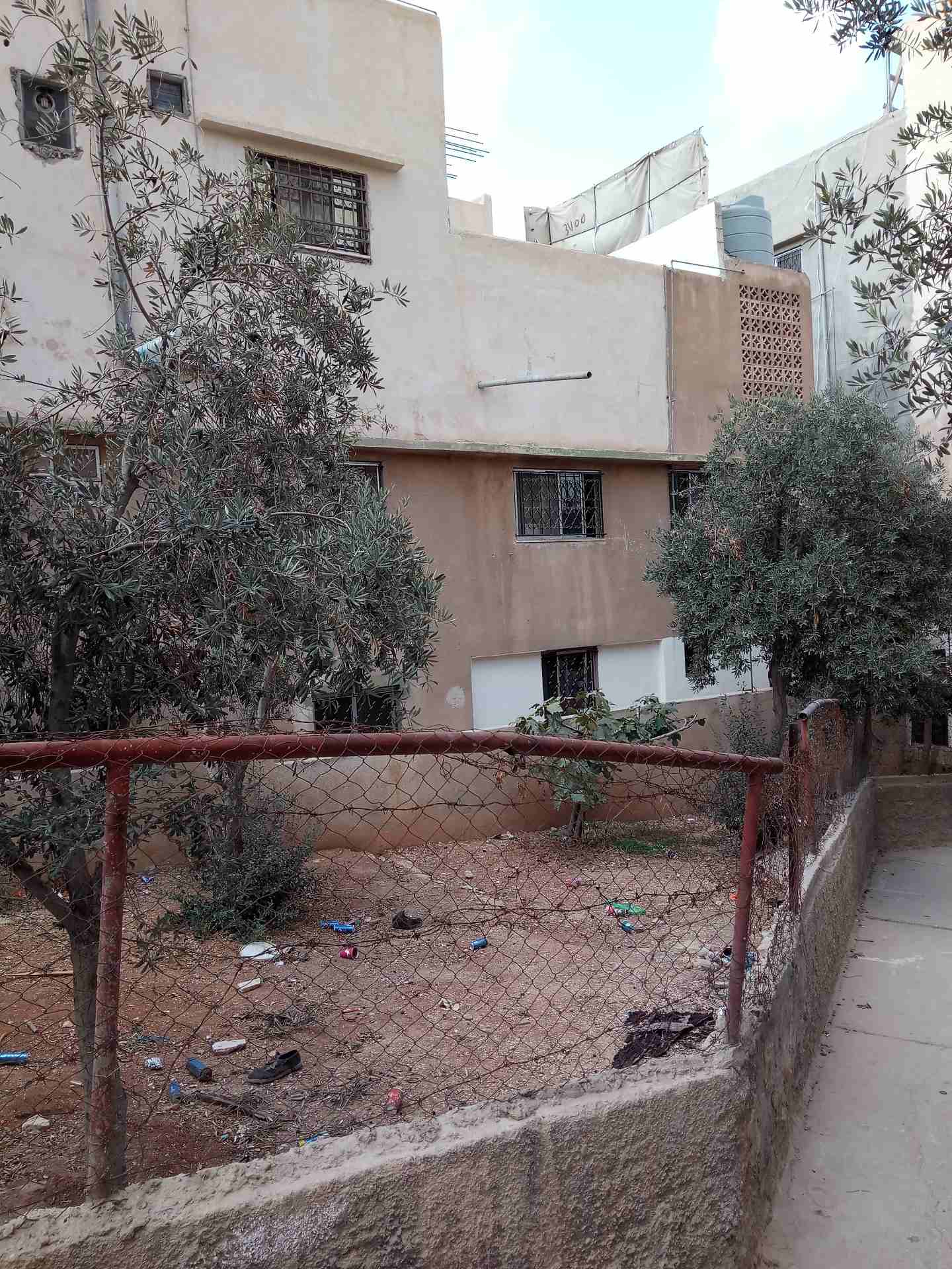 عمارة ثلاث طوابق للبيع في منطقة ماركا الشمالية التطوير الحضري تصلح مشروع للايجار
لا تنسَ أنك شاهدت هذا الإعلان في عنكبوت...