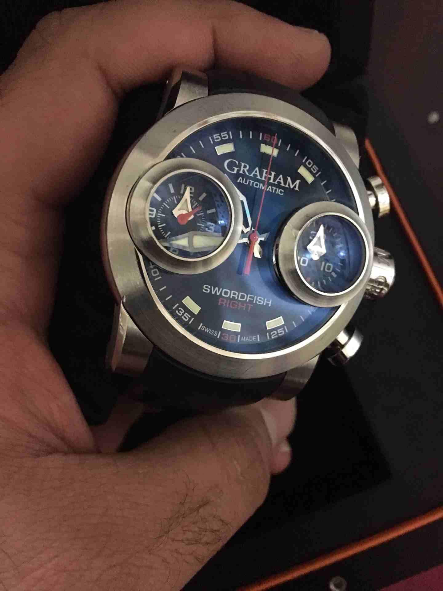 ساعة graham automatic اصلية 100%
لا تنسَ أنك شاهدت هذا الإعلان في عنكبوت
ساعة جراهام سويسرية اصلي...