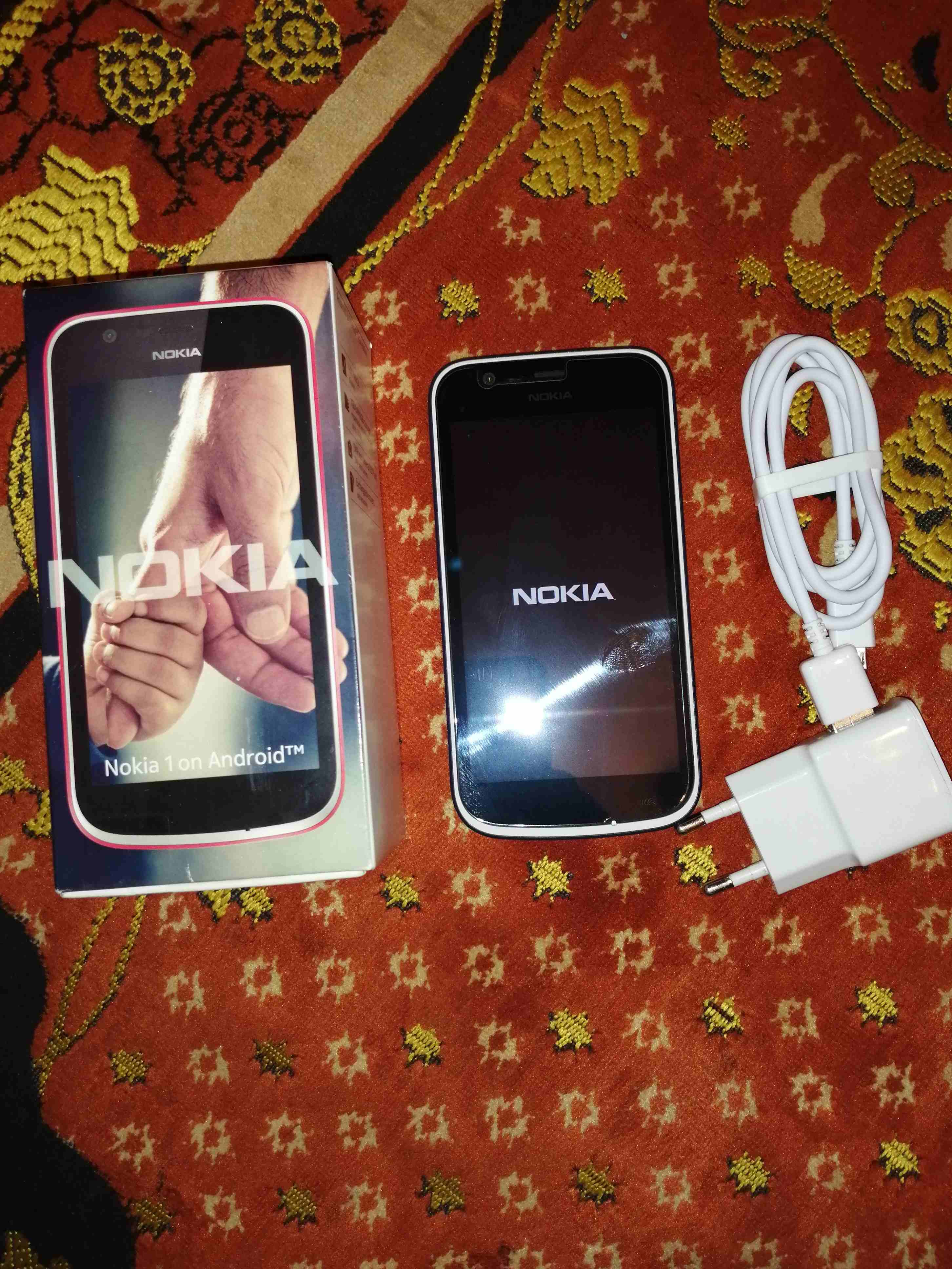 تستخدم إلى حد ما نوكيا 1 بعد البيع شاحن سامسونج وليس سماعة الرأس. <>. Nokia 1
لا تنسَ أنك شاهدت هذا الإعلان في عنكبوت...