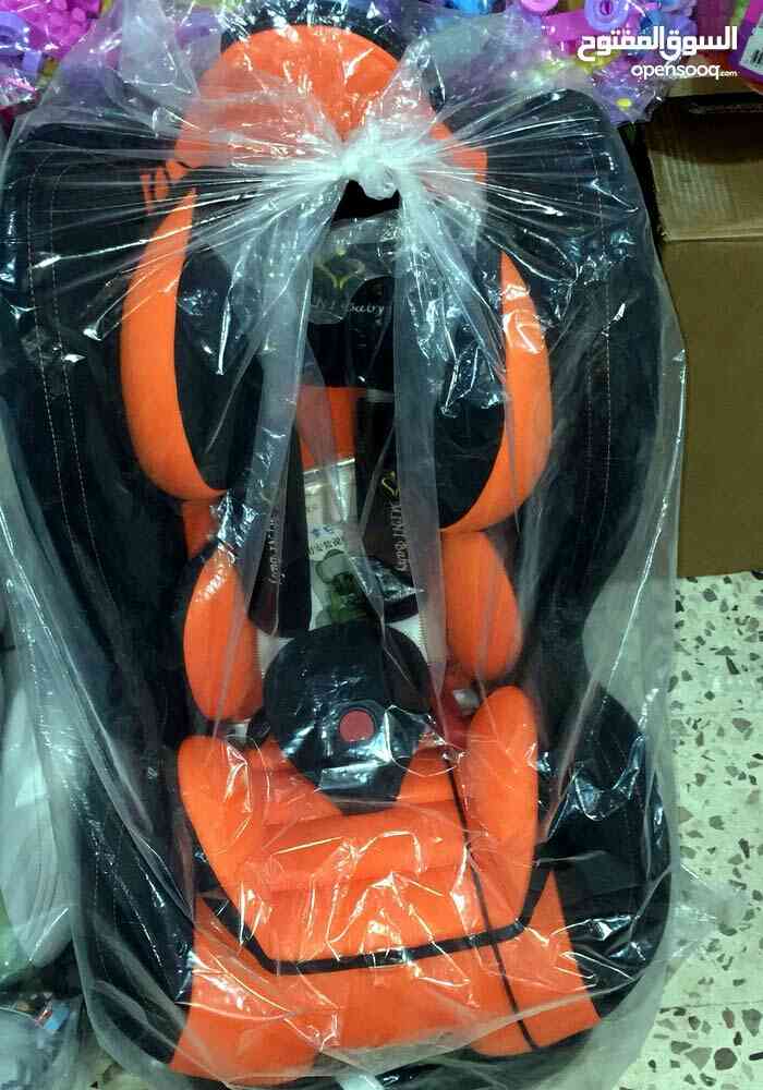 كرسي للسياره فخم جدا من عمر اشهر لغايه 4 سنوات ضهر متحرك لكافه انواع السيارات                                            


	 				لا تنسَ أنك شاهدت هذا الإعلان في عنكبوت...