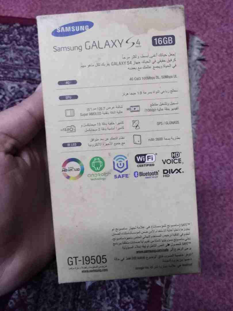 سامسونج جالاكسي Samsung Galaxy S4 فور جي
لا تنسَ أنك شاهدت هذا الإعلان في عنكبوت
سامسونج جالاكسي...