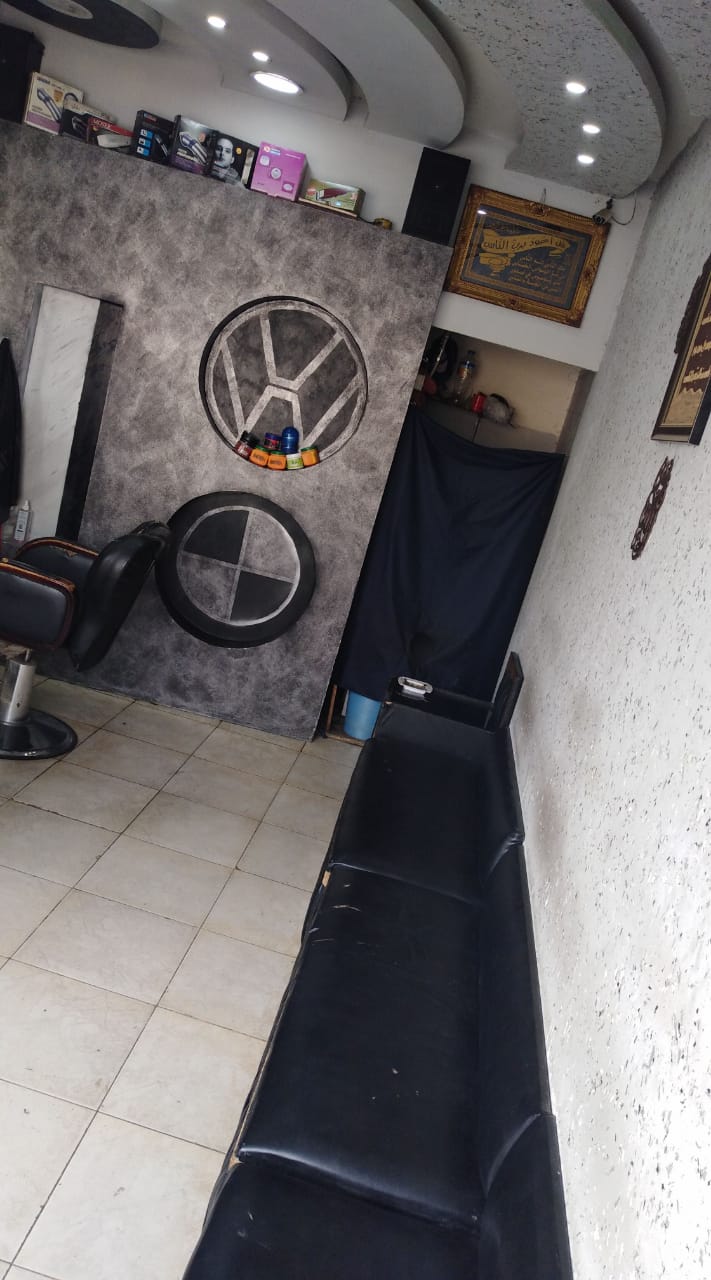 صالون رجالي بحالة جيده شغال ممتاز واله اسمه بجبل المناره
لا تنسَ أنك شاهدت هذا الإعلان في عنكبوت...