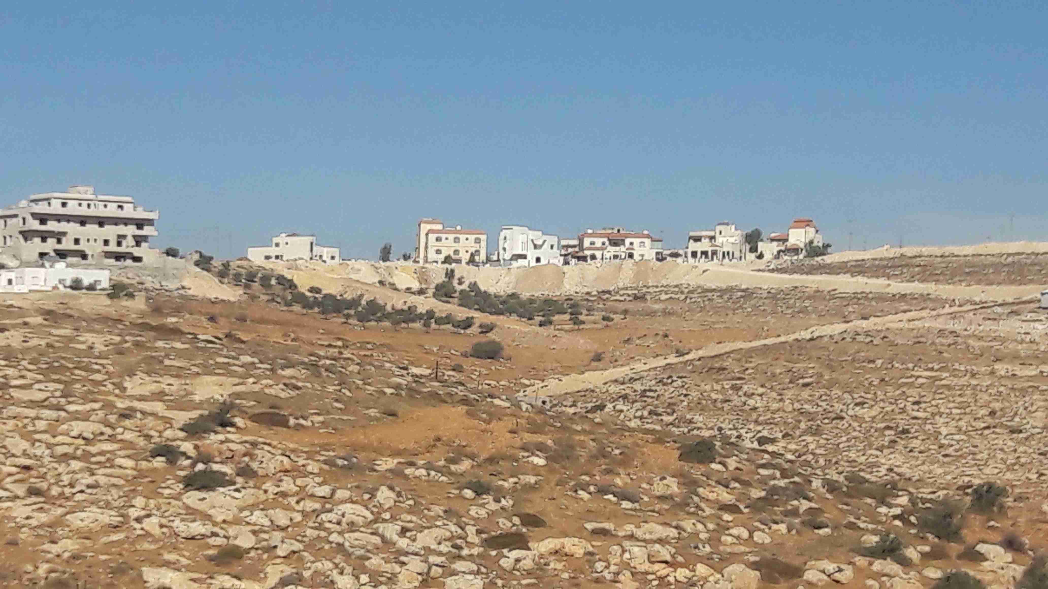 زينات الربوع / المكمان
لا تنسَ أنك شاهدت هذا الإعلان في عنكبوت
أرض 840 متر في اعلى قمم زينات...