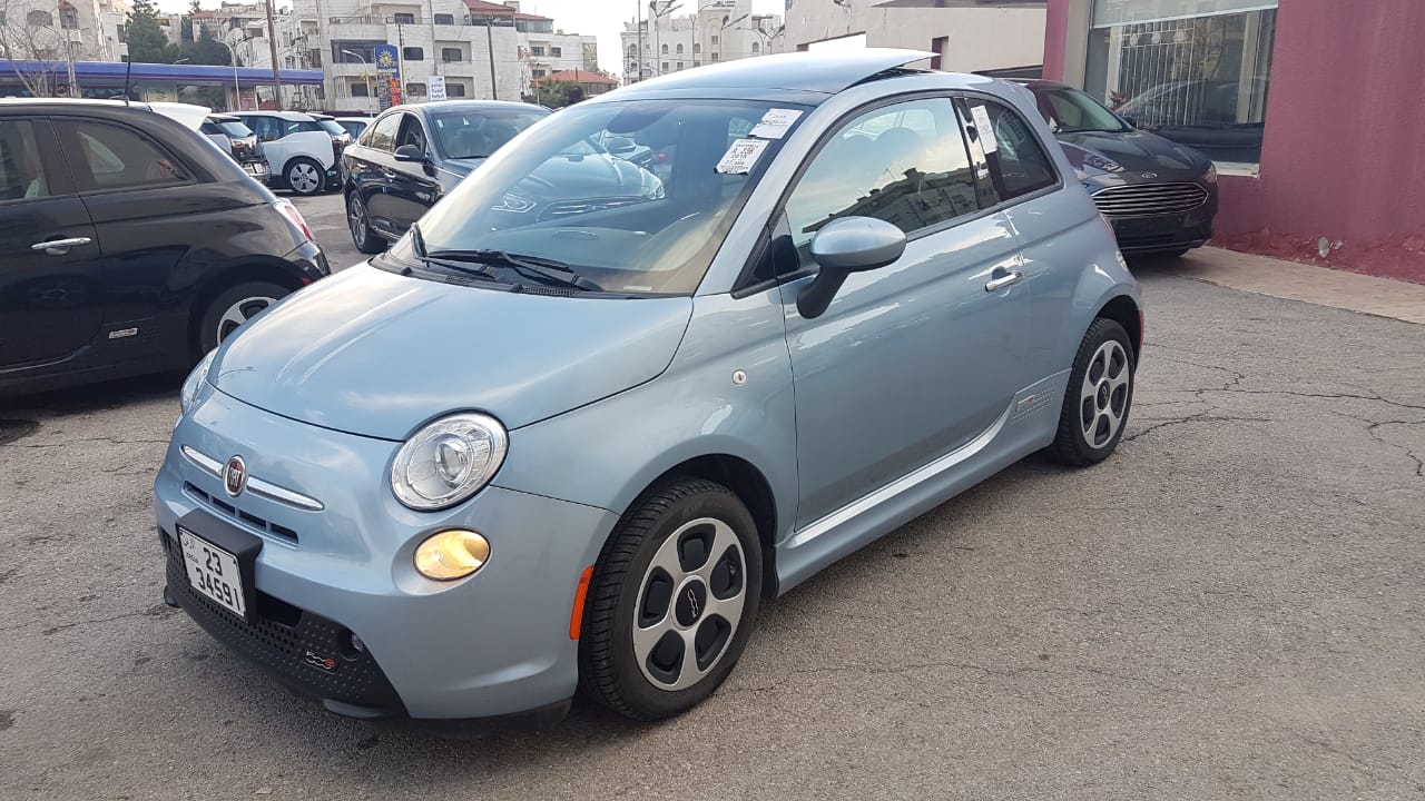 2015 FIAT 500E BASE بانوراما
لا تنسَ أنك شاهدت هذا الإعلان في عنكبوت
2015 FIAT 500E بانوراما...