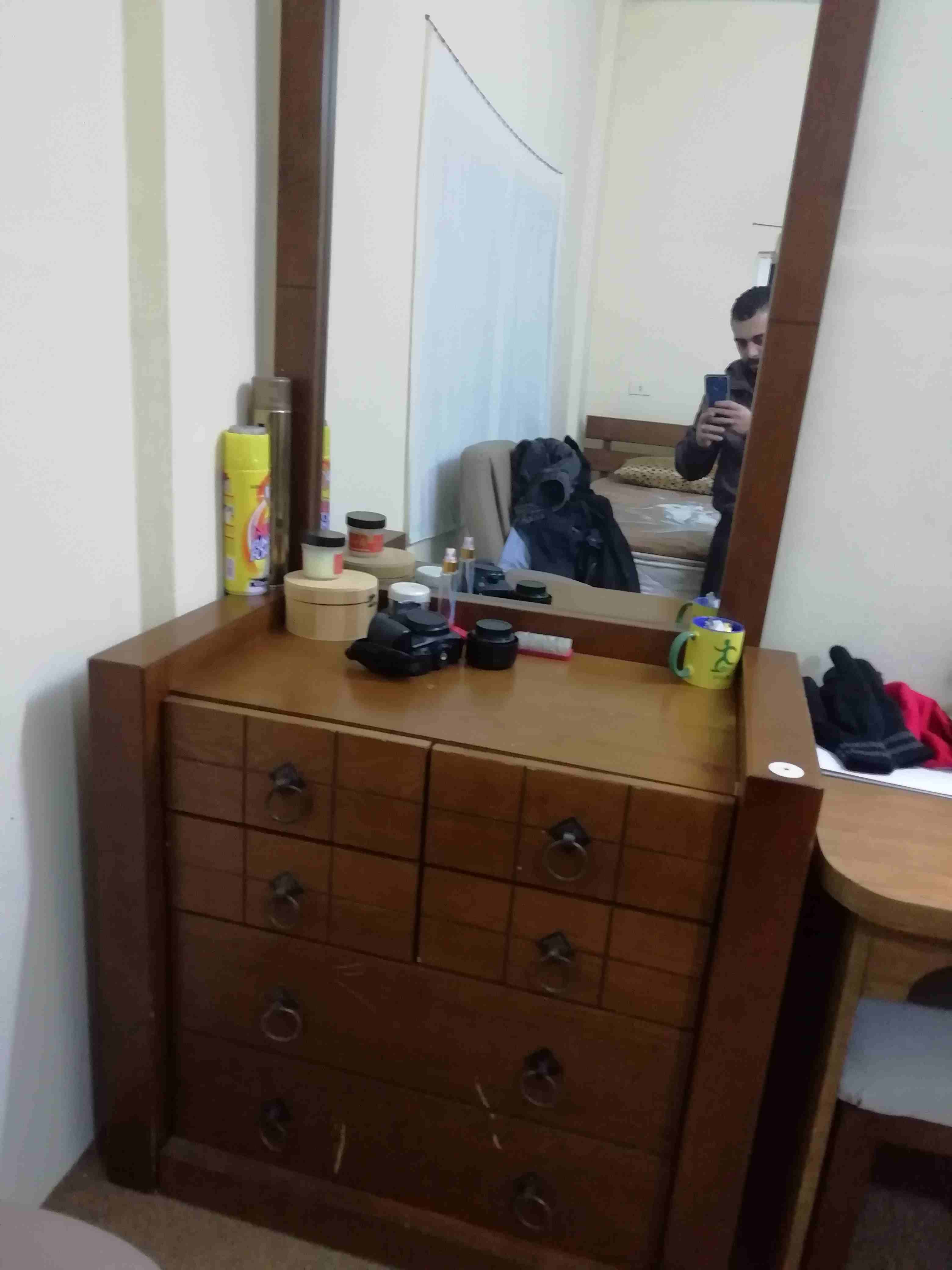 غرفه نوم اقراء الإعلان كامل                                            


	 				لا تنسَ أنك شاهدت هذا الإعلان في عنكبوت            
	 				
                            غرفة نوم خشب ابنوس كاملة مستع...
