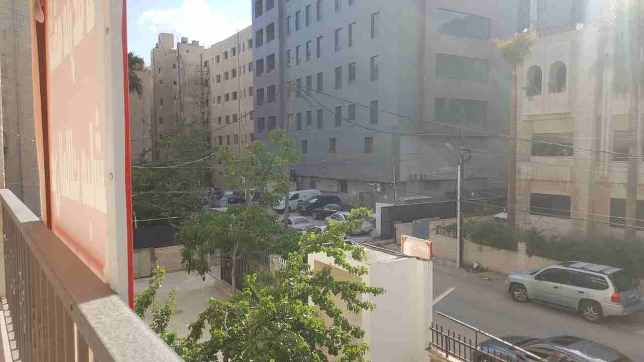 شقة بموقع مميز للإيجار
لا تنسَ أنك شاهدت هذا الإعلان في عنكبوت
تدفئه ديزل
مصعد
مطبخ راكب
تنكين ما...