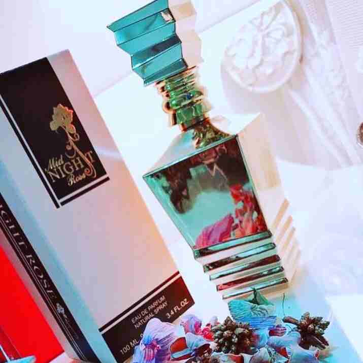 عطور خارجيه اصليه وفخمه
لا تنسَ أنك شاهدت هذا الإعلان في عنكبوت
‏تميز في مناسباتك برائحة جميل...