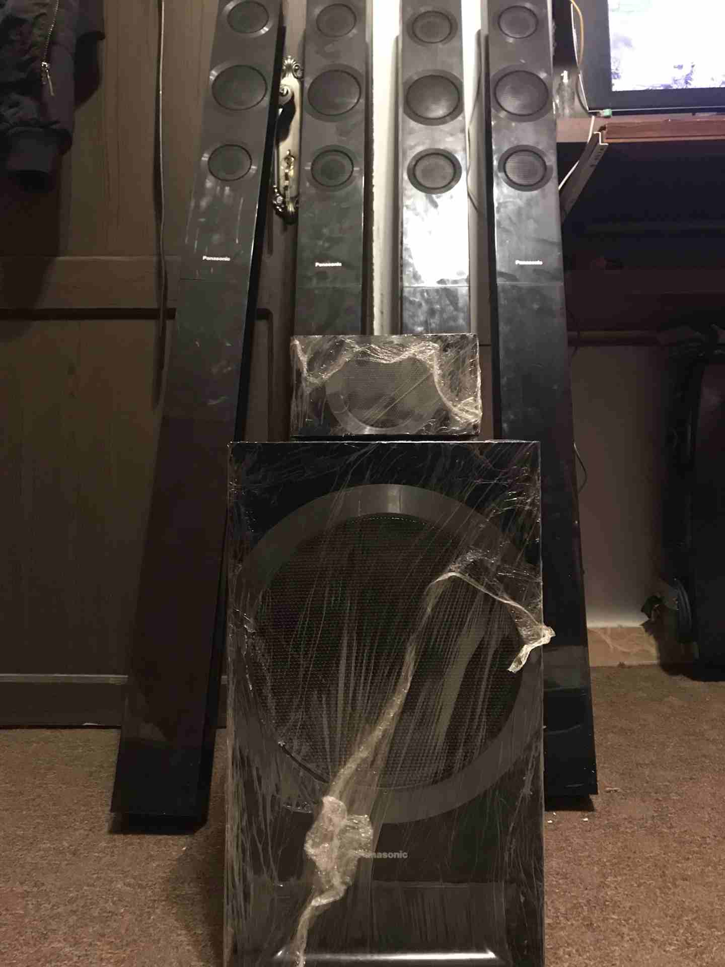 مسرح منزلي للبيع بحاله جيده جدا home theater Panasonic                                            


	 				لا تنسَ أنك شاهدت هذا الإعلان في عنكبوت            
	 				
                            Ho...