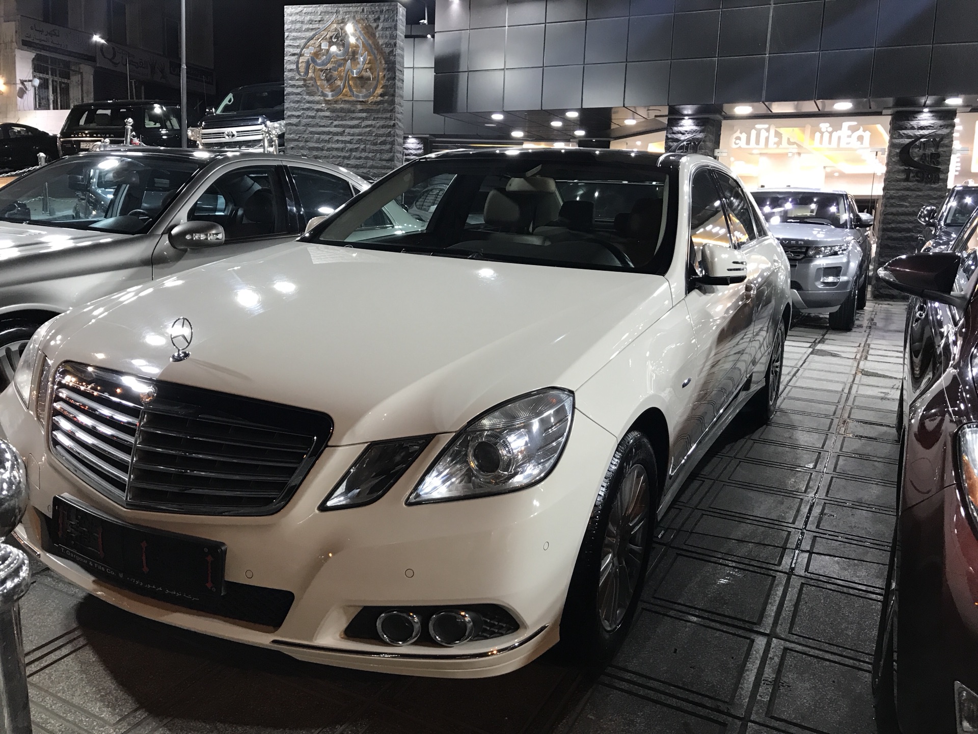 مرسيدس e200 2011                                            


	 				لا تنسَ أنك شاهدت هذا الإعلان في عنكبوت            
	 				
                                مرسيدس E200 موديل 2011 
فحص كامل 
كا...