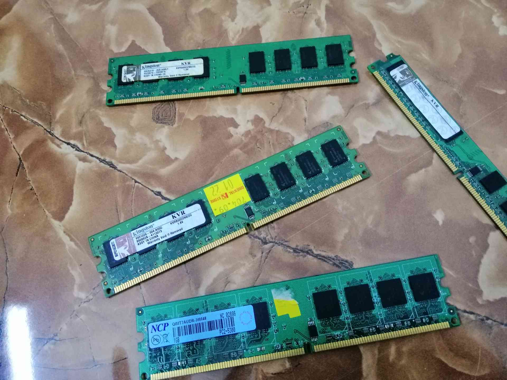 رامات ddr2 للبيعع                                            


	 				لا تنسَ أنك شاهدت هذا الإعلان في عنكبوت            
	 				
                                رام ddr2 _2g عدد 2 الحبة ب 10
رام d...