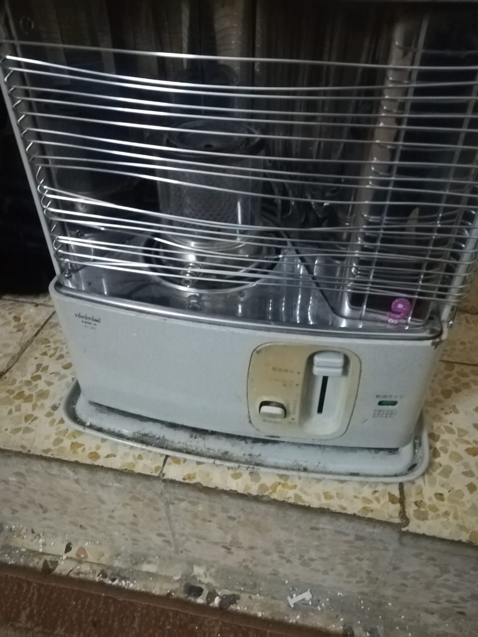 صوبه كاز صالون صناعه ياباني الاصلي اقتصادية قطاره بحاله جيدا بسعر البلاش 40                                            


	 				لا تنسَ أنك شاهدت هذا الإعلان في عنكبوت...