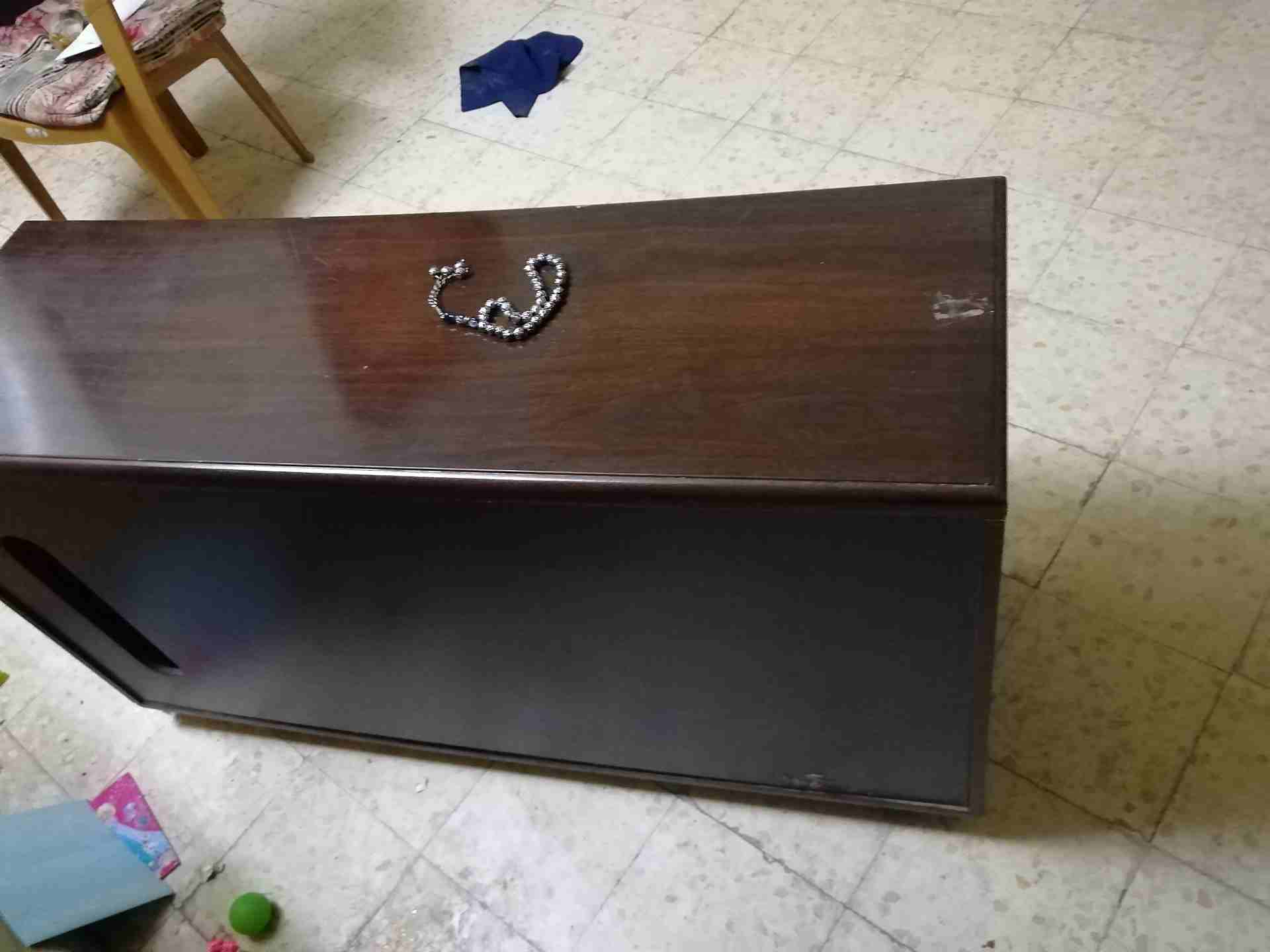 طاوله للببع
لا تنسَ أنك شاهدت هذا الإعلان في عنكبوت
طاوله تلفزيون أو كمبيوتر خشب نظيف بحاله لجديد...