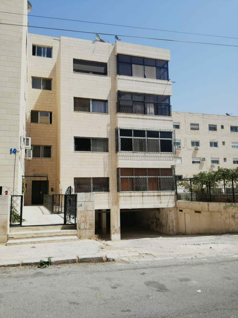 بسعر طري شقه طابق ثالث للبيع في ضاحية الرشيد خلف الجامعة
لا تنسَ أنك شاهدت هذا الإعلان في عنكبوت...