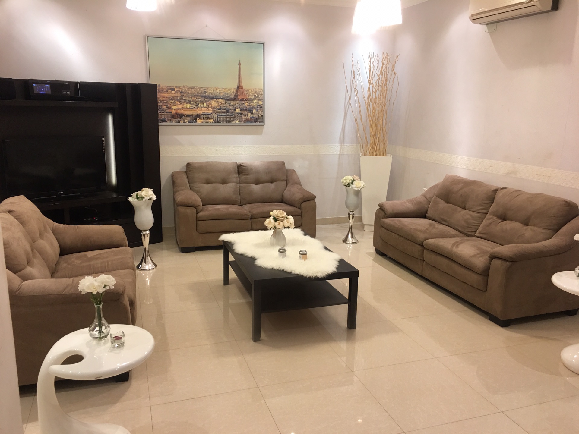 كنب مودرن مستورد راقي من شركة هوم سنتر
لا تنسَ أنك شاهدت هذا الإعلان في عنكبوت
السلام عليكم و...