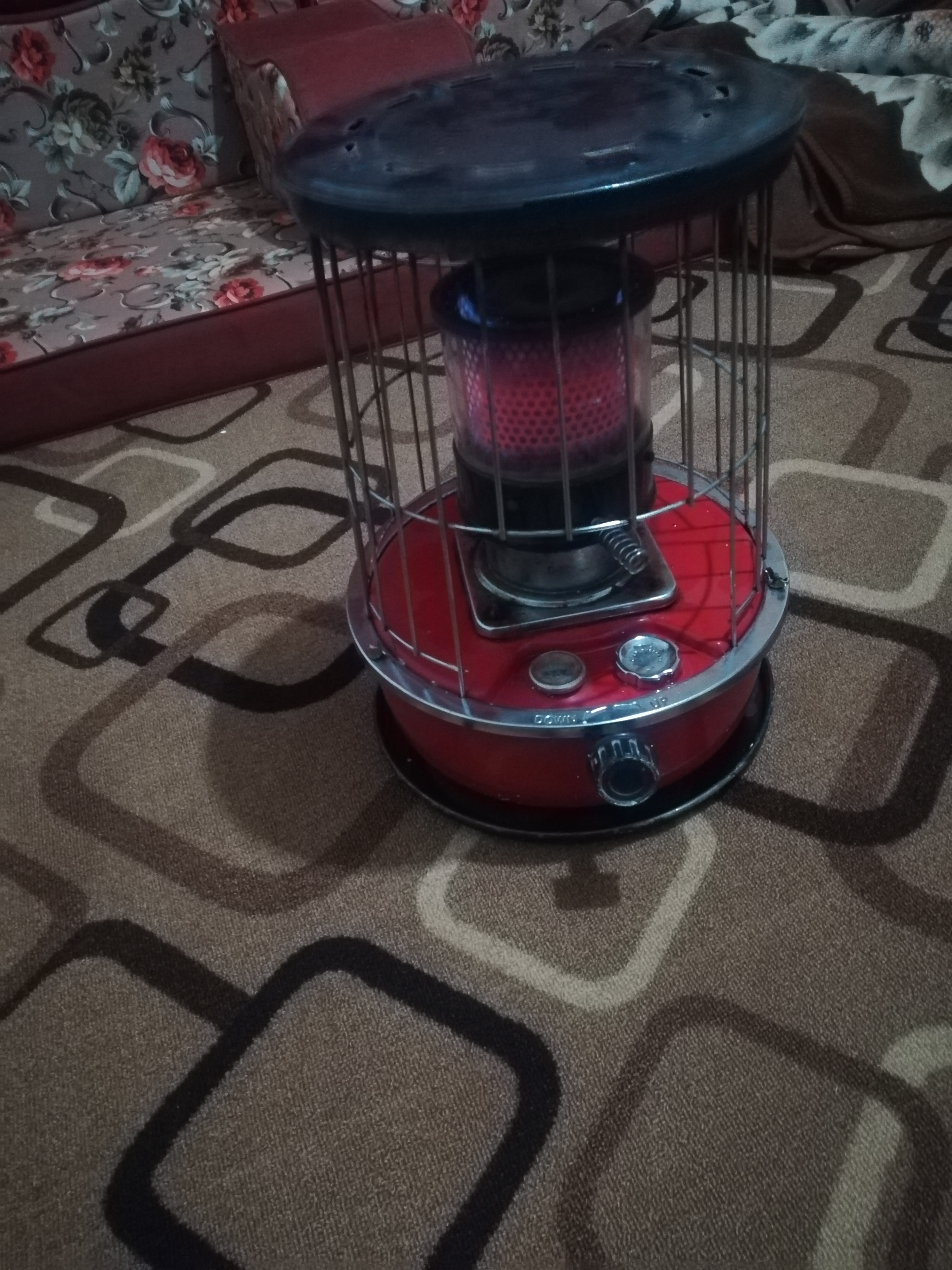 صوبه كاز ياباني فتله جديده فل كاز للبيع 20دينار بحاله الجديد
لا تنسَ أنك شاهدت هذا الإعلان في عنكبوت...