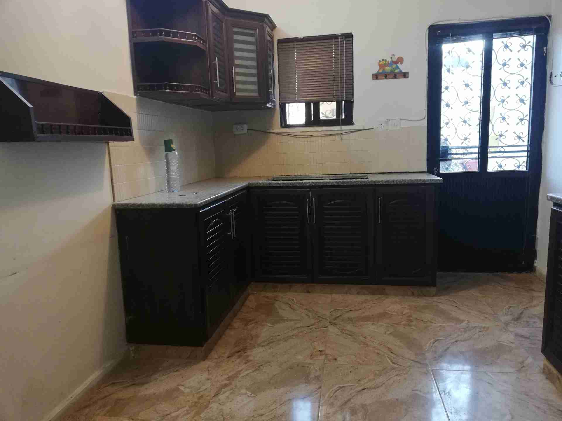 شقة للايجار بالقرب من الجامعة العربية المفتوحة
لا تنسَ أنك شاهدت هذا الإعلان في عنكبوت
شقة من...