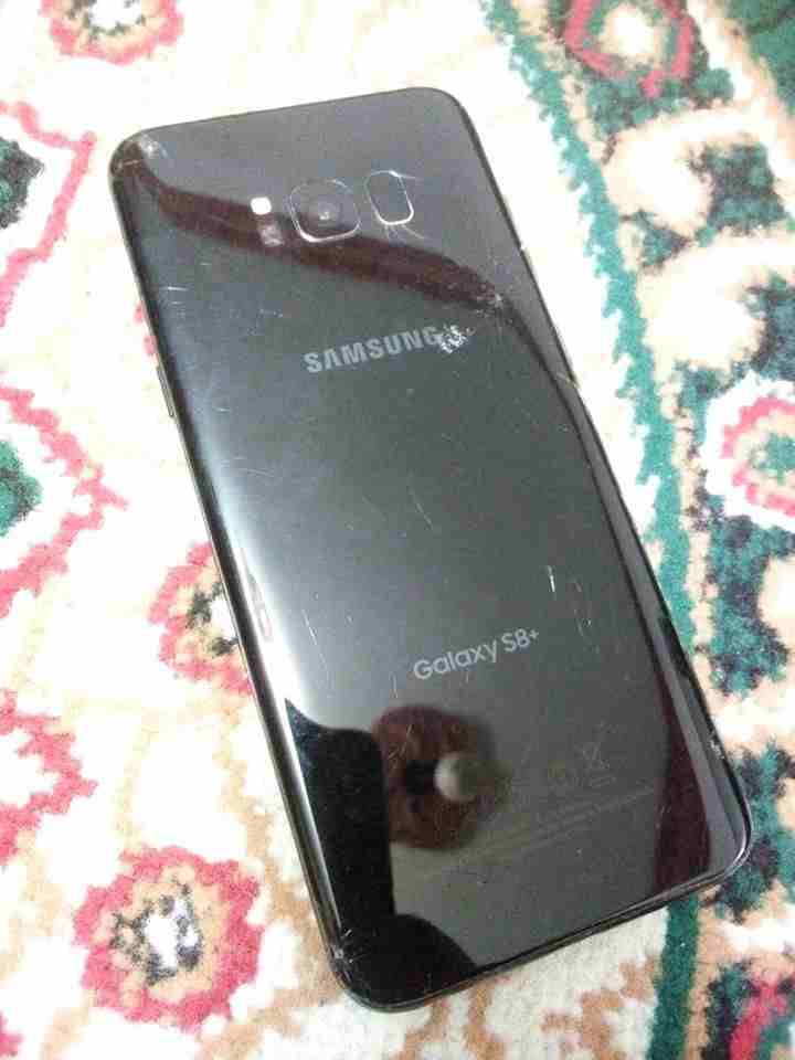 S8 Plus وقع وفصل نص سانتي تتش من فوق
لا تنسَ أنك شاهدت هذا الإعلان في عنكبوت
الجهاز في كسر صغير ب...