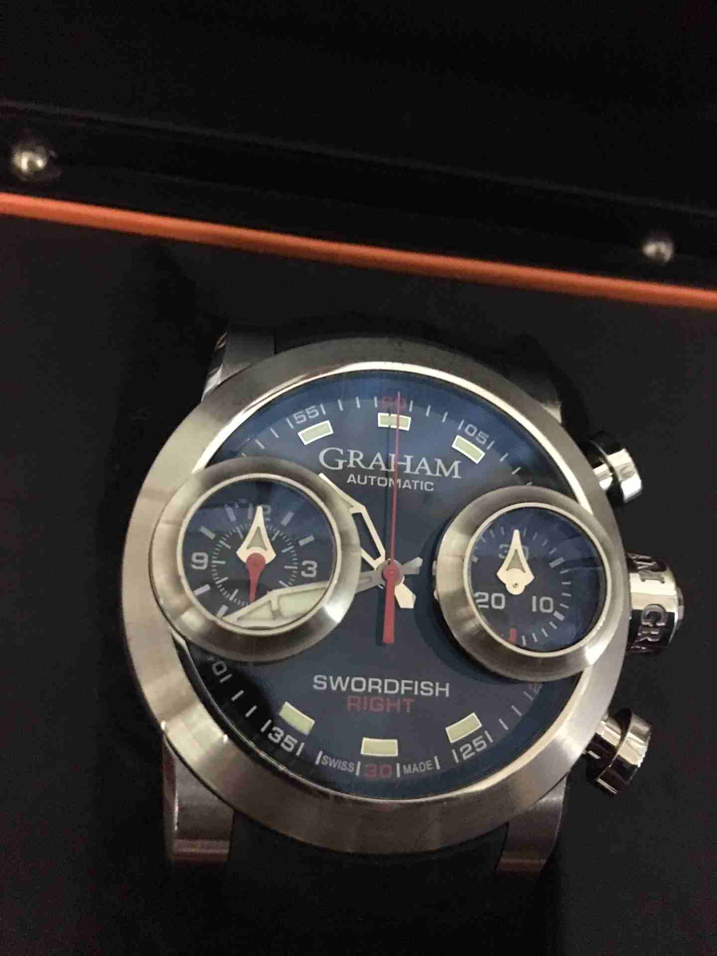 ساعة graham automatic اصلية 100%
لا تنسَ أنك شاهدت هذا الإعلان في عنكبوت
ساعة جراهام سويسرية اصلي...
