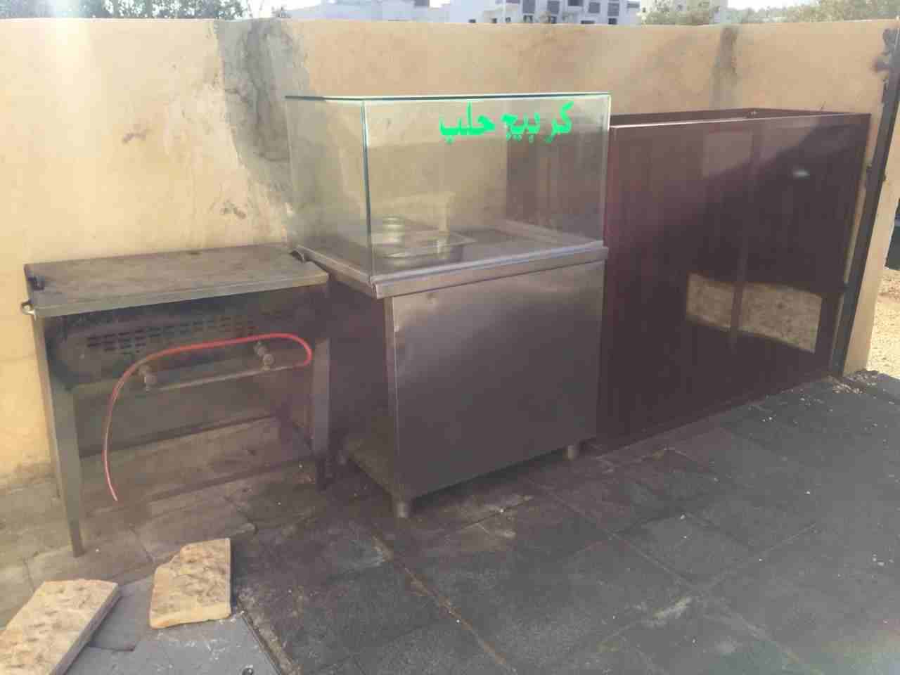 عدة حلب بالكامل للبيع                                            


	 				لا تنسَ أنك شاهدت هذا الإعلان في عنكبوت            
	 				
                            عدة حلب للبيع تتكون من صاج حلب وبتر...