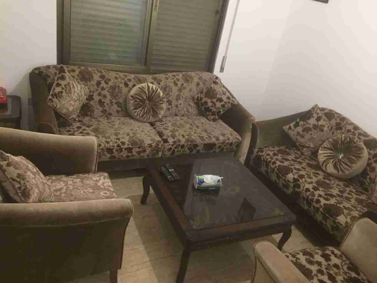 أثاث فاخر للبيع
لا تنسَ أنك شاهدت هذا الإعلان في عنكبوت
أثاث منزل للبيع مع بعضه مره واحده ، ا...