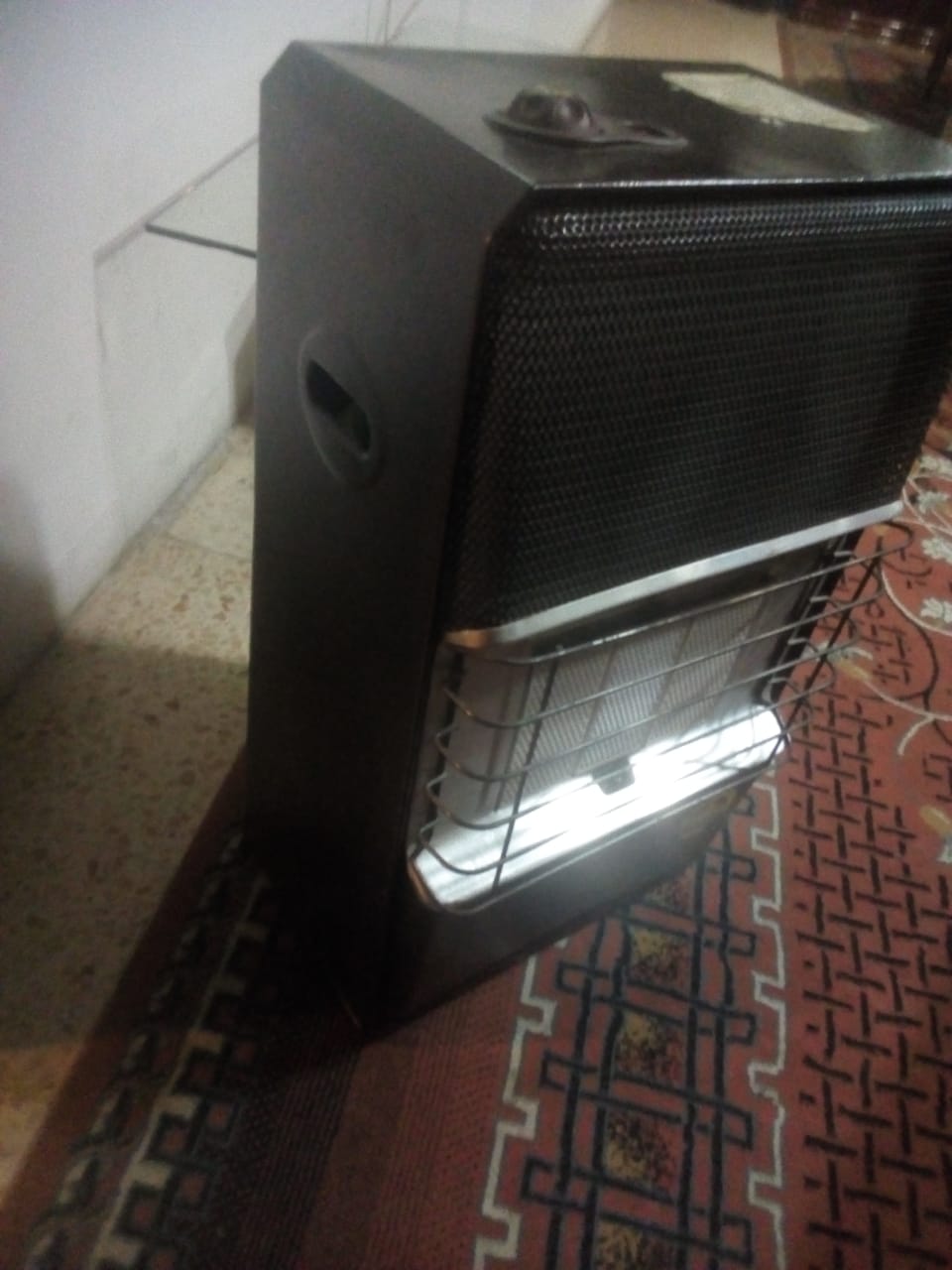 صوبة غاز رومو                                            


	 				لا تنسَ أنك شاهدت هذا الإعلان في عنكبوت            
	 				
                                للبيع بحاله جيده جدا
السعر 35د نهاءي
((...
